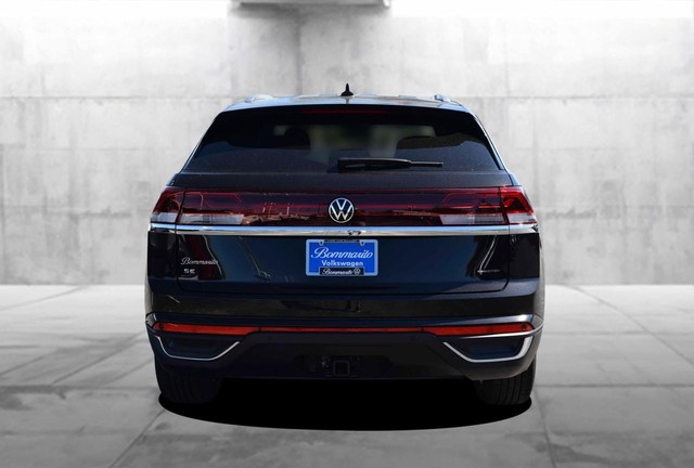 Volkswagen Atlas Cross Sport Vehicle Image 06