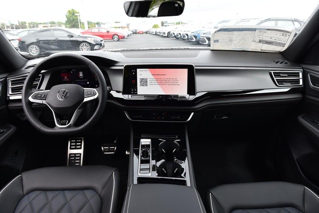 Volkswagen Atlas Cross Sport Vehicle Image 07