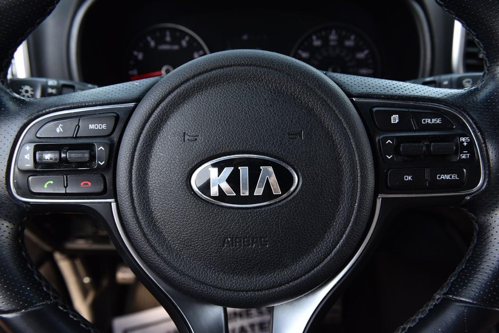 Kia Sportage Vehicle Full-screen Gallery Image 18