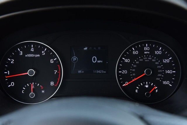 Kia Sportage Vehicle Image 11