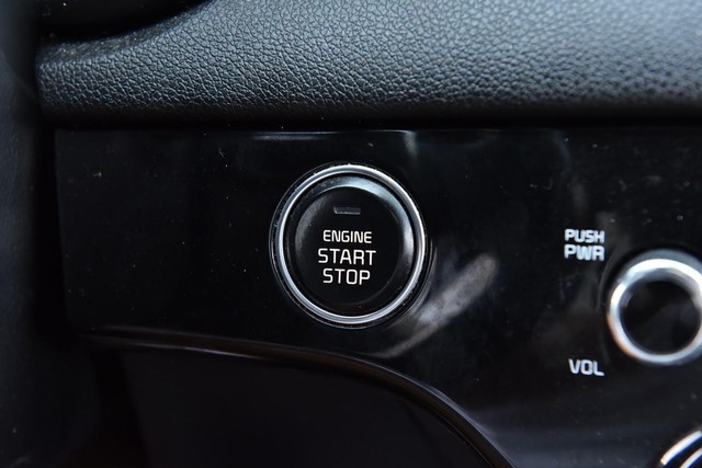 Kia Sportage Vehicle Image 16