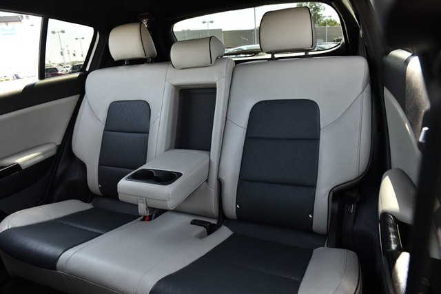 Kia Sportage Vehicle Image 21
