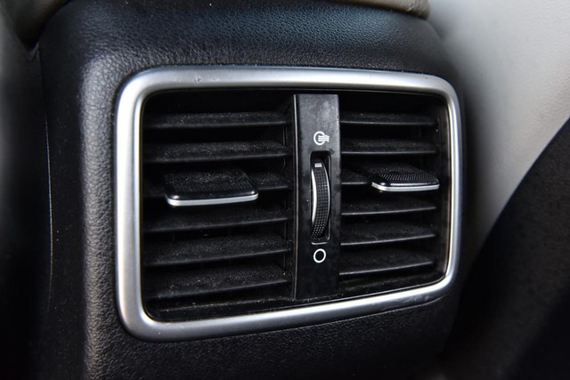 Kia Sportage Vehicle Image 22