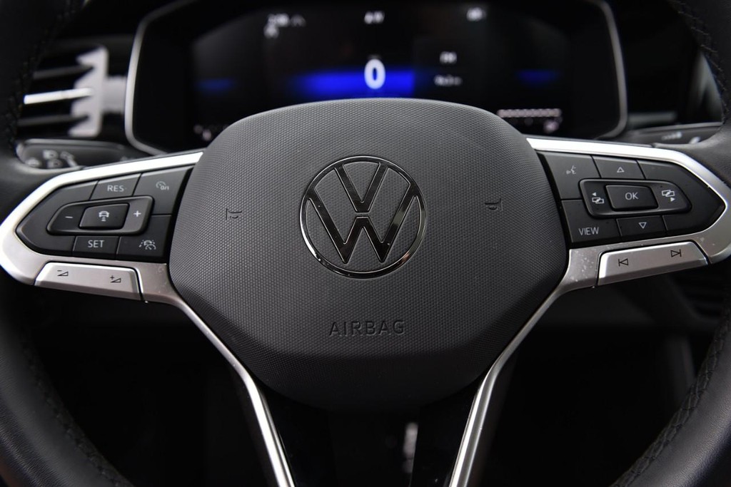 Volkswagen Jetta Vehicle Full-screen Gallery Image 19
