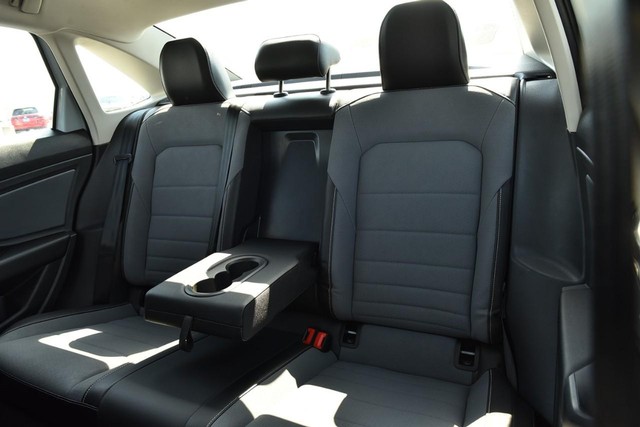 Volkswagen Jetta Vehicle Image 23