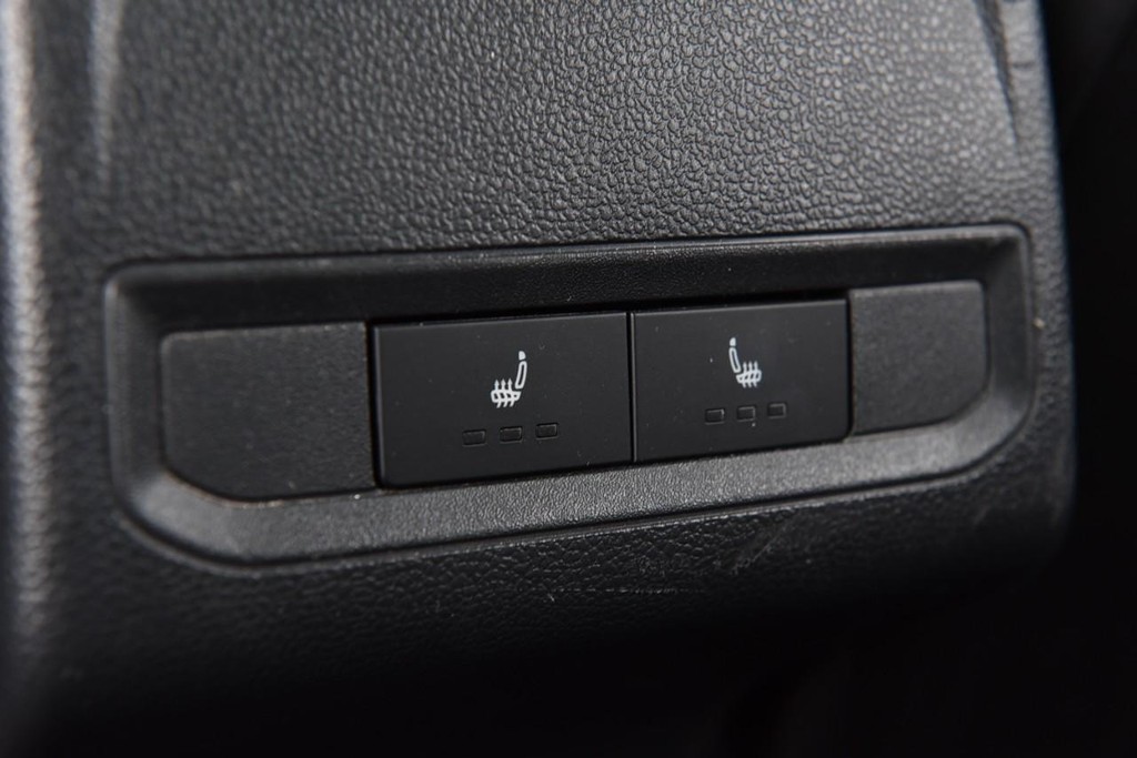 Volkswagen Jetta Vehicle Full-screen Gallery Image 24
