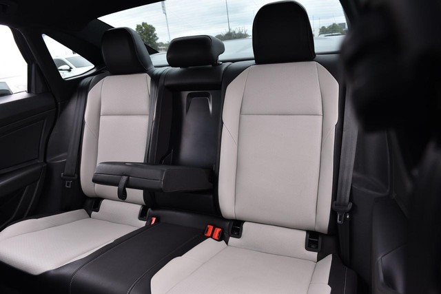 Volkswagen Jetta Vehicle Image 23