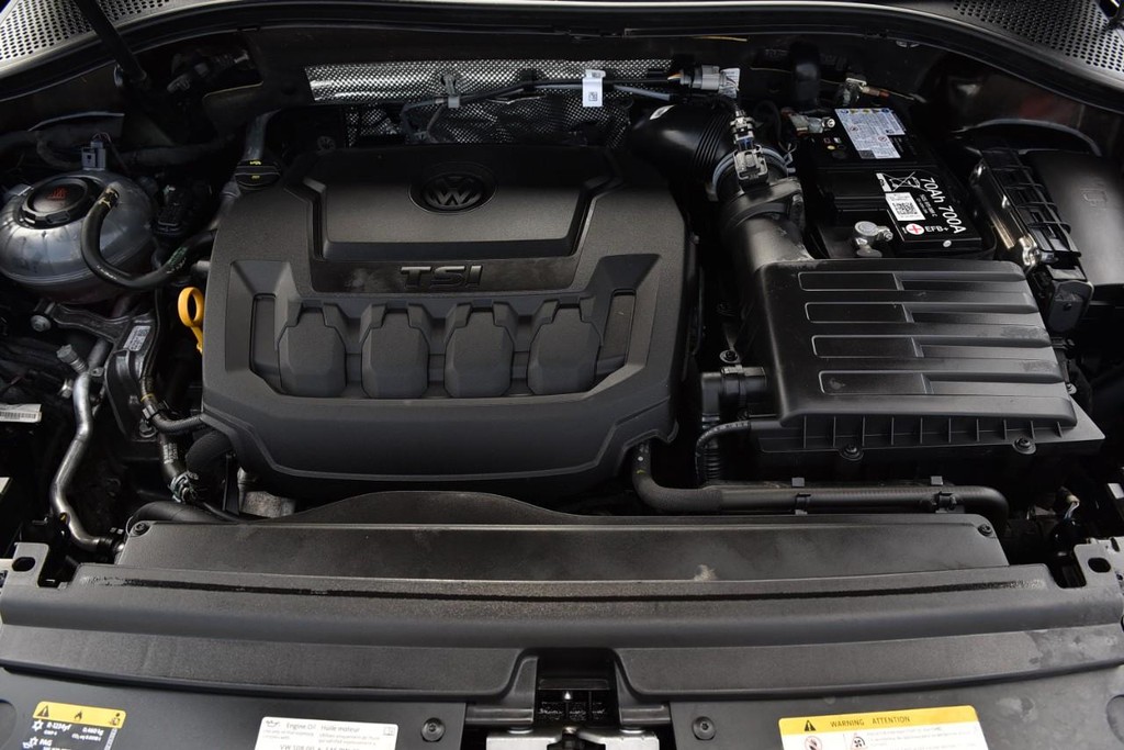 Volkswagen Tiguan Vehicle Full-screen Gallery Image 28