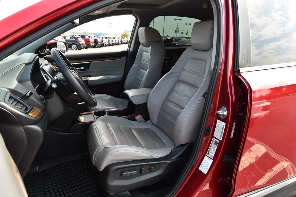 Honda CR-V Hybrid Vehicle Full-screen Gallery Image 21