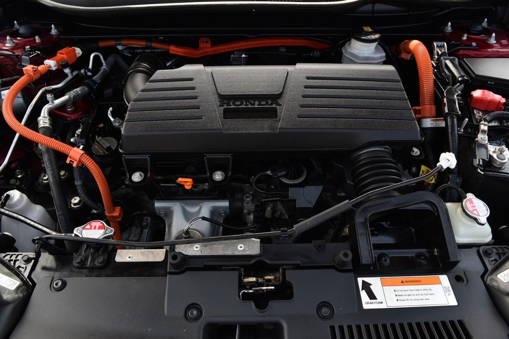 Honda CR-V Hybrid Vehicle Full-screen Gallery Image 29
