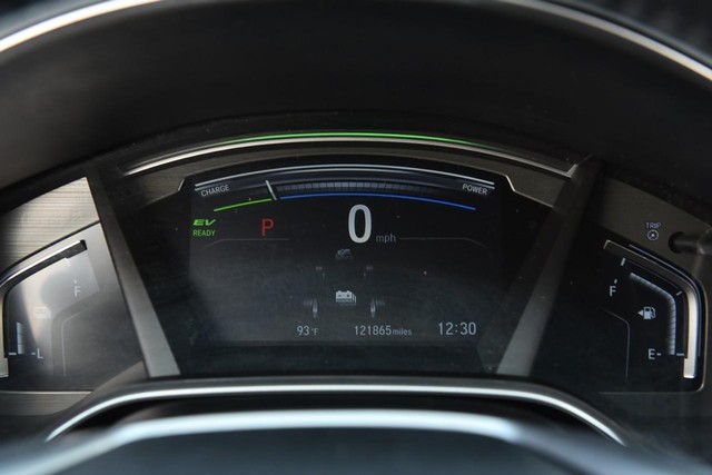 Honda CR-V Hybrid Vehicle Image 12