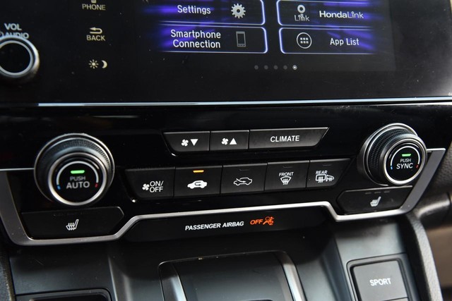 Honda CR-V Hybrid Vehicle Image 16