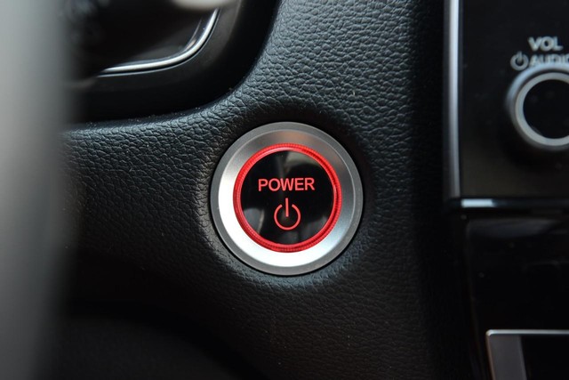 Honda CR-V Hybrid Vehicle Image 18