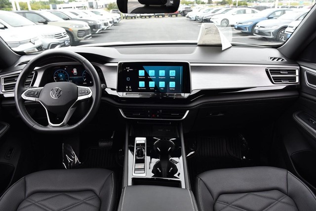 Volkswagen Atlas Cross Sport Vehicle Image 07