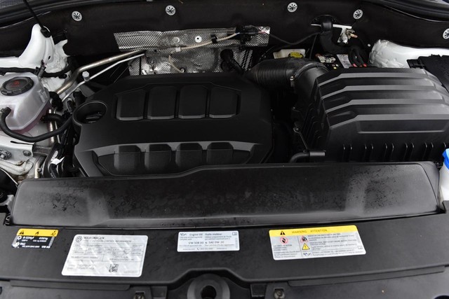 Volkswagen Atlas Cross Sport Vehicle Image 26