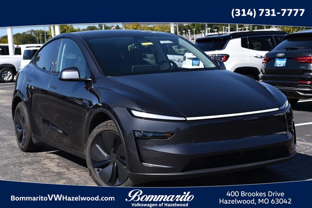 Hazelwood MO 2026 Tesla Model Y more details - tesla model y