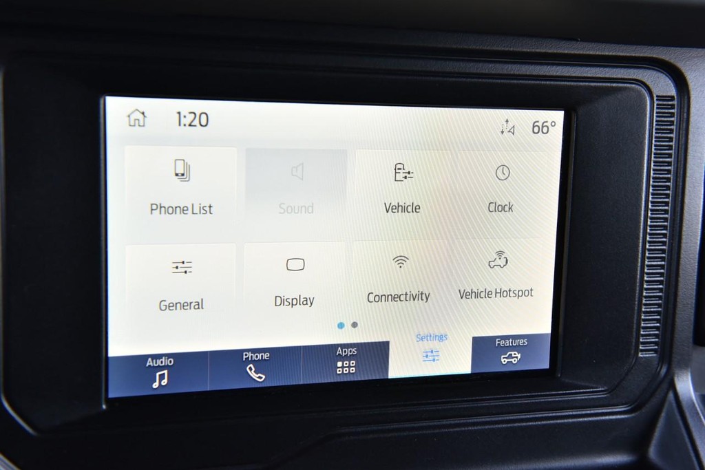 Ford Bronco Vehicle Full-screen Gallery Image 12