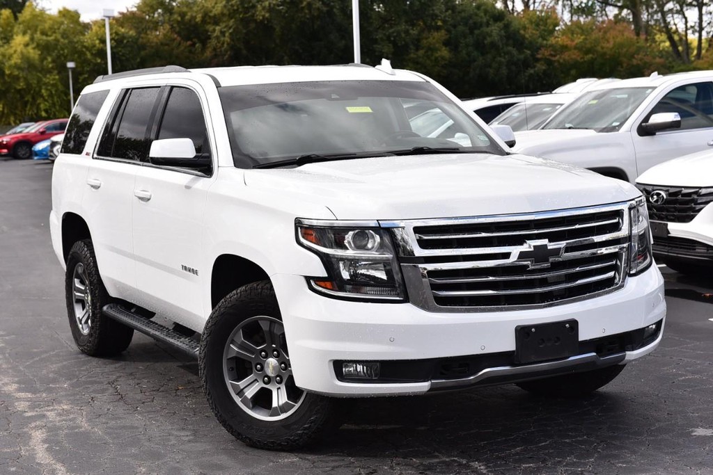 Chevrolet Tahoe Vehicle Full-screen Gallery Image 02