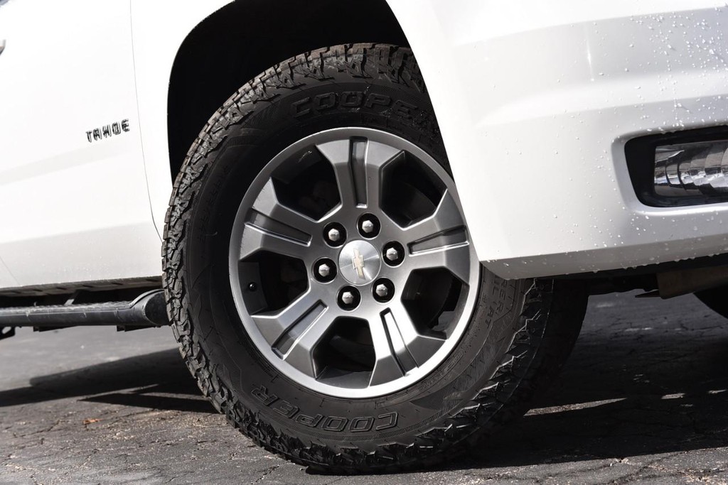 Chevrolet Tahoe Vehicle Full-screen Gallery Image 03