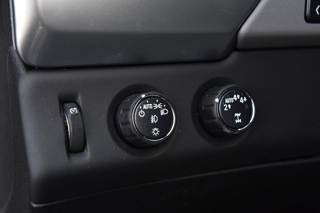 Chevrolet Tahoe Vehicle Full-screen Gallery Image 11