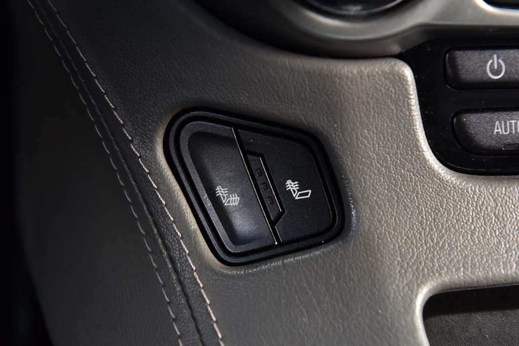 Chevrolet Tahoe Vehicle Full-screen Gallery Image 17