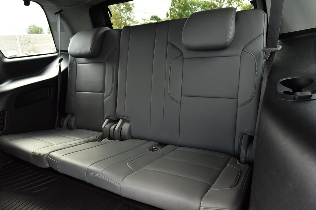 Chevrolet Tahoe Vehicle Full-screen Gallery Image 25