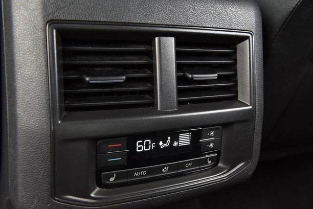 Volkswagen Atlas Vehicle Image 24