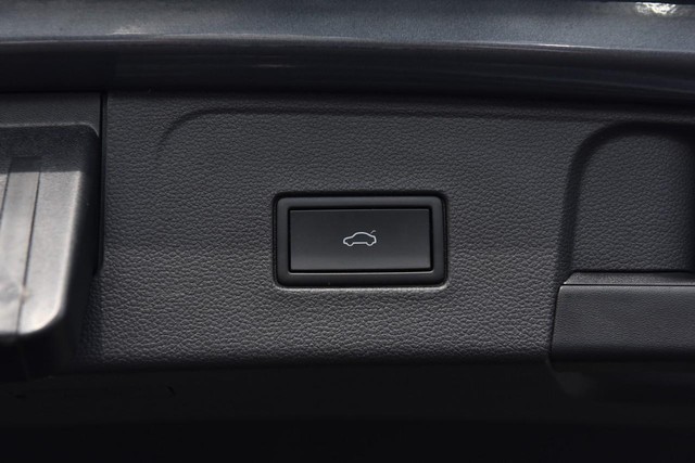 Volkswagen Atlas Vehicle Image 28