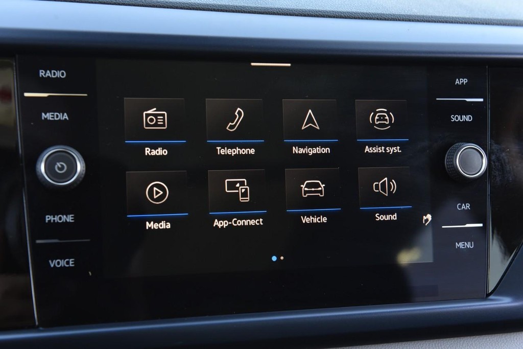 Volkswagen Taos Vehicle Full-screen Gallery Image 13