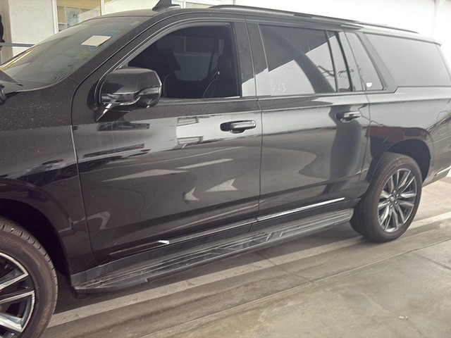 more details - cadillac escalade esv