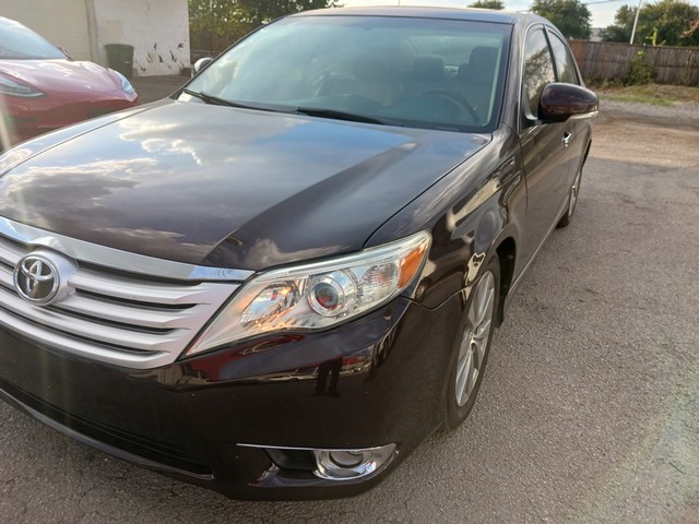 more details - toyota avalon