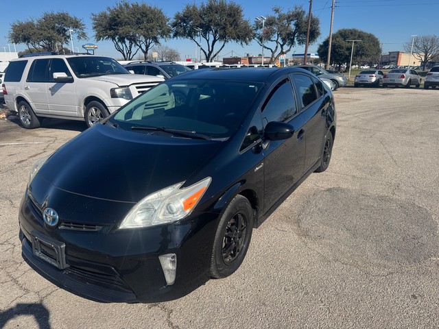 more details - toyota prius