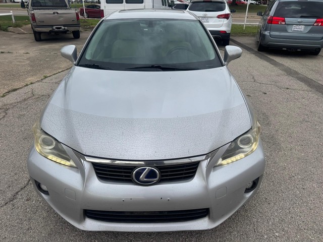 more details - lexus ct 200h
