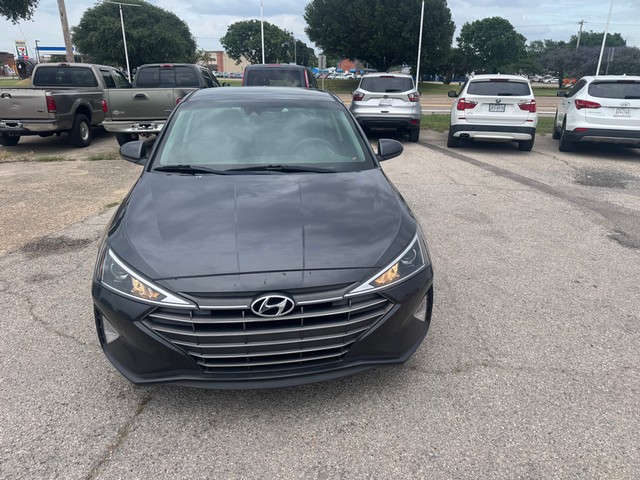 more details - hyundai elantra
