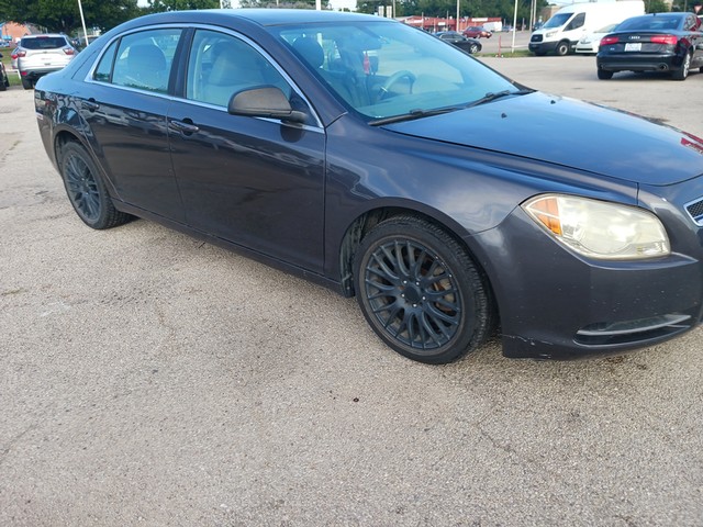 more details - chevrolet malibu
