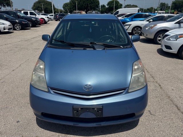 more details - toyota prius