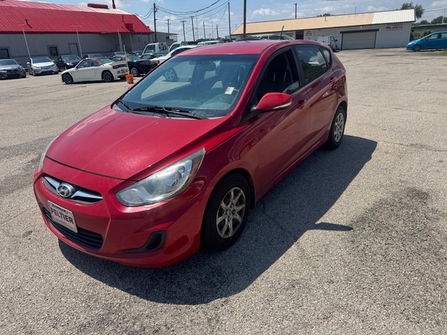 more details - hyundai accent 5-door