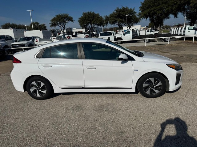 more details - hyundai ioniq hybrid