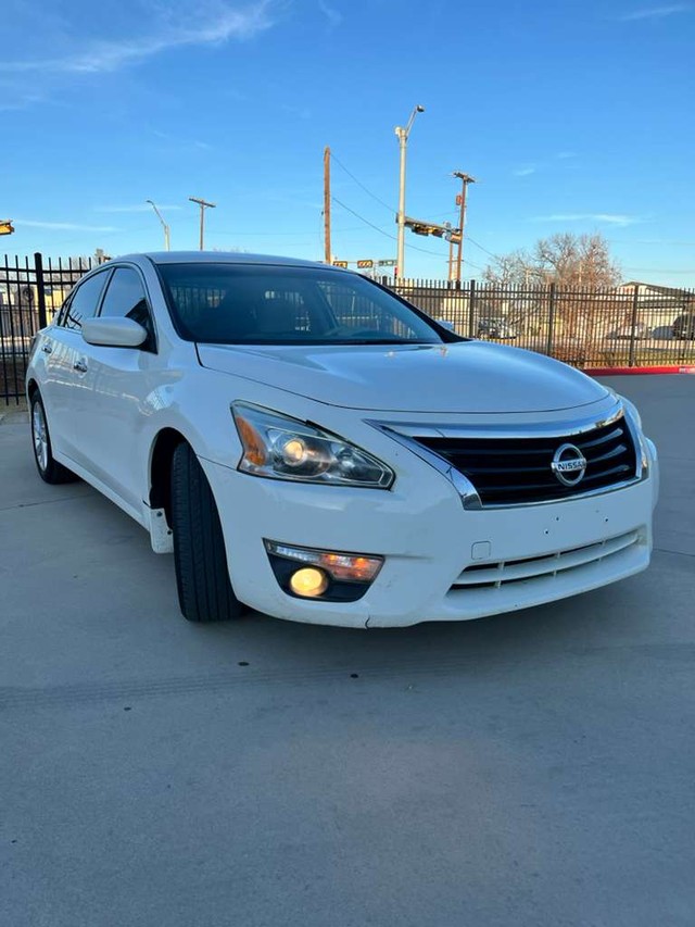 more details - nissan altima