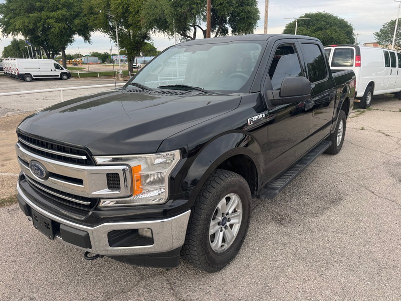 Ford F-150 Vehicle Full-screen Gallery Image 02