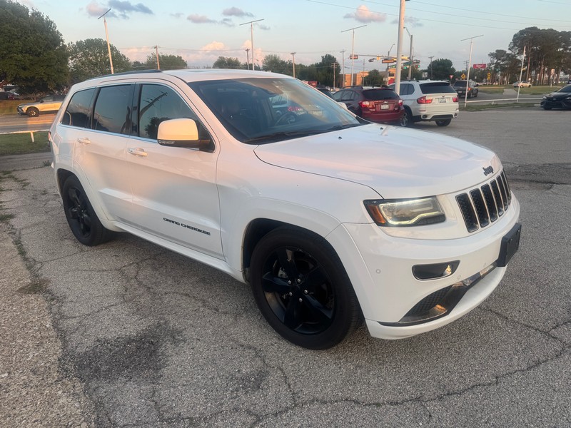 Jeep Grand Cherokee Vehicle Full-screen Gallery Image 01