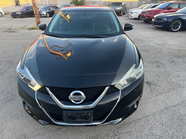 more details - nissan maxima