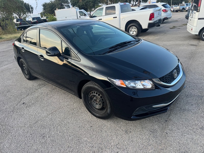 Honda Civic Sedan Vehicle Full-screen Gallery Image 03