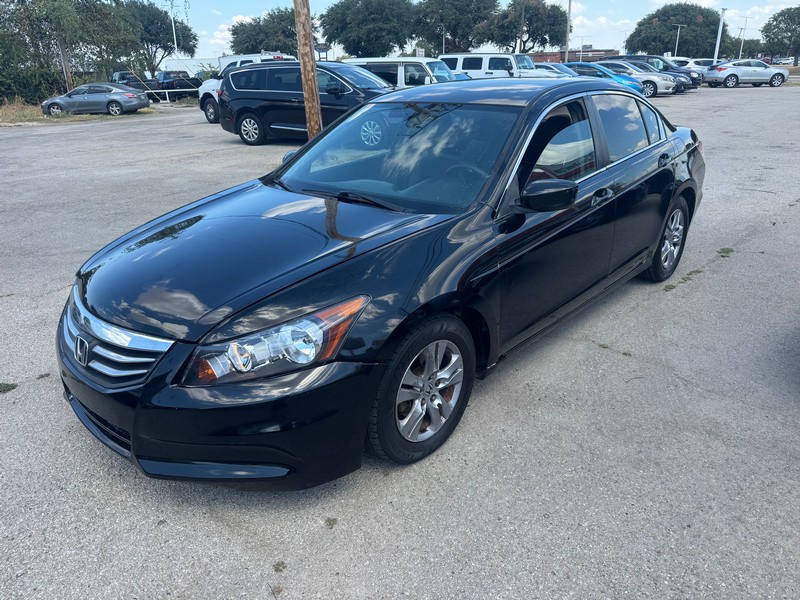 Honda Accord Sedan Vehicle Full-screen Gallery Image 02
