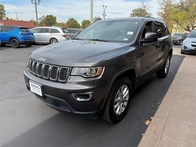 Jeep Grand Cherokee Vehicle Full-screen Gallery Image 9