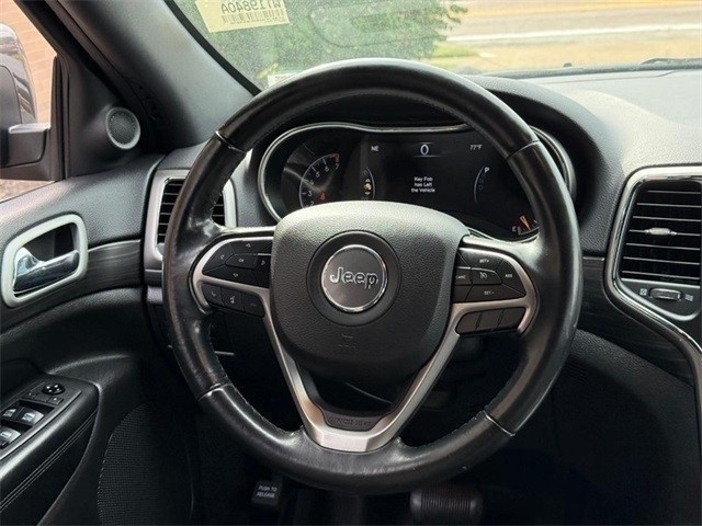 Jeep Grand Cherokee Vehicle Full-screen Gallery Image 13