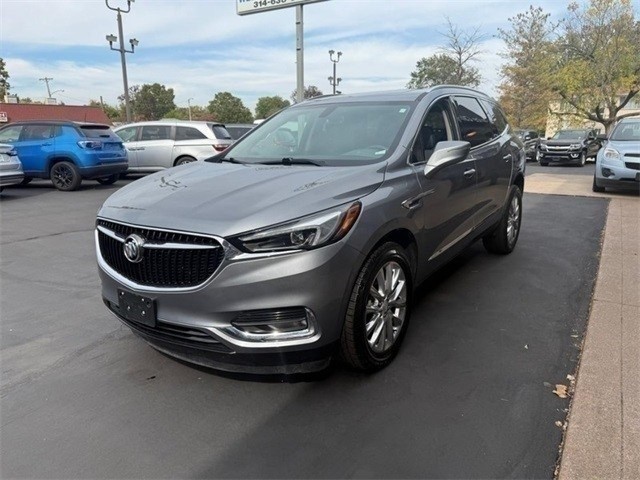 Buick Enclave Vehicle Full-screen Gallery Image 9