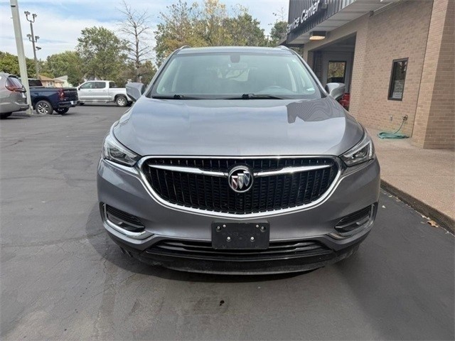 Buick Enclave Vehicle Full-screen Gallery Image 10