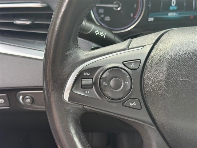 Buick Enclave Vehicle Full-screen Gallery Image 20