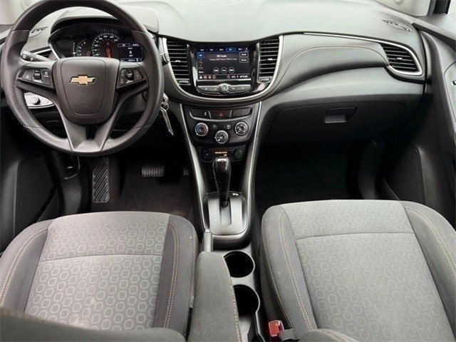 Chevrolet Trax Vehicle Full-screen Gallery Image 11